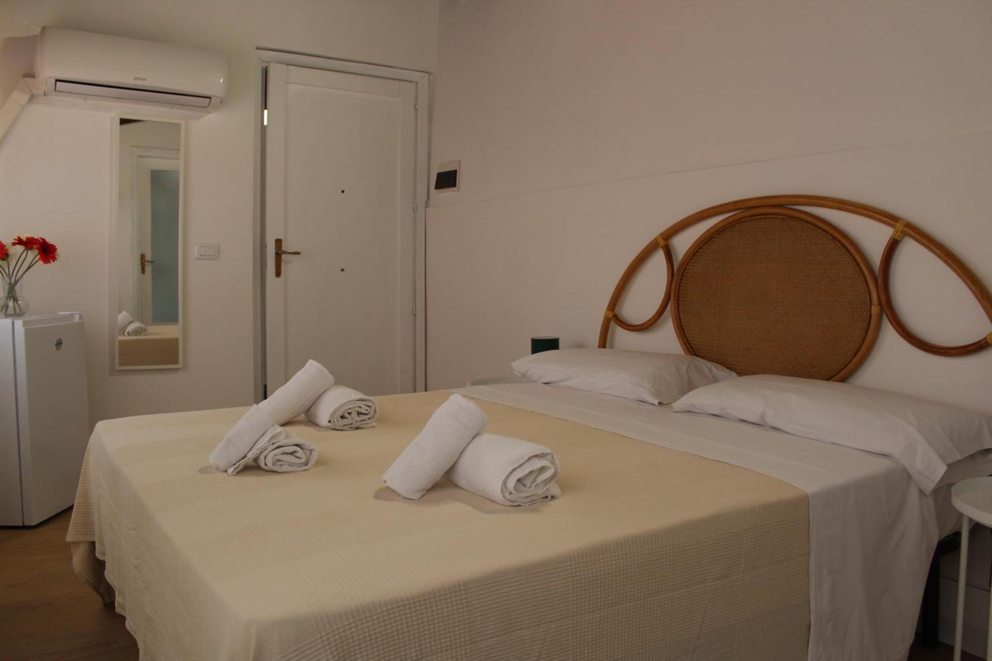 Terrasini 2000 Home Holidays 외부 사진